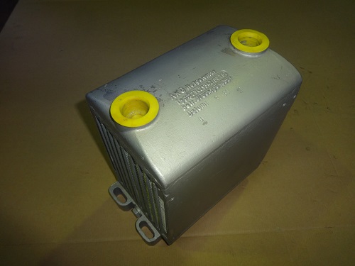 deutz 02234293 oil cooler