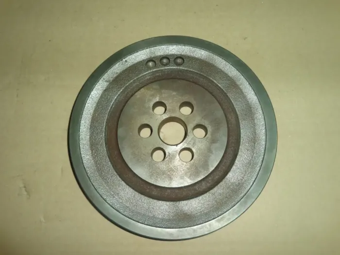 iveco 504061622 pulley